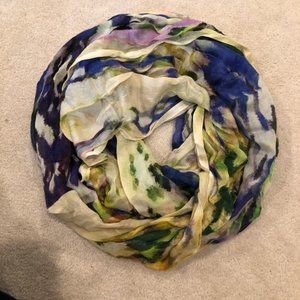 SAACHI Scarf